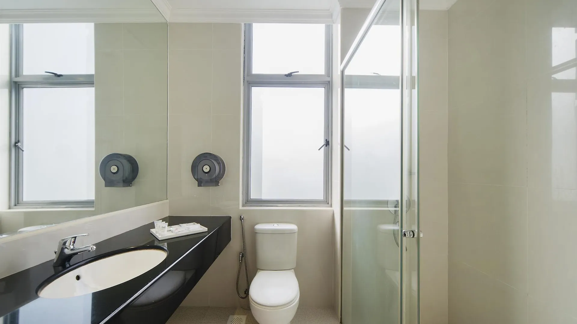 *** Hotel New Cape Inn Singapore Singapore