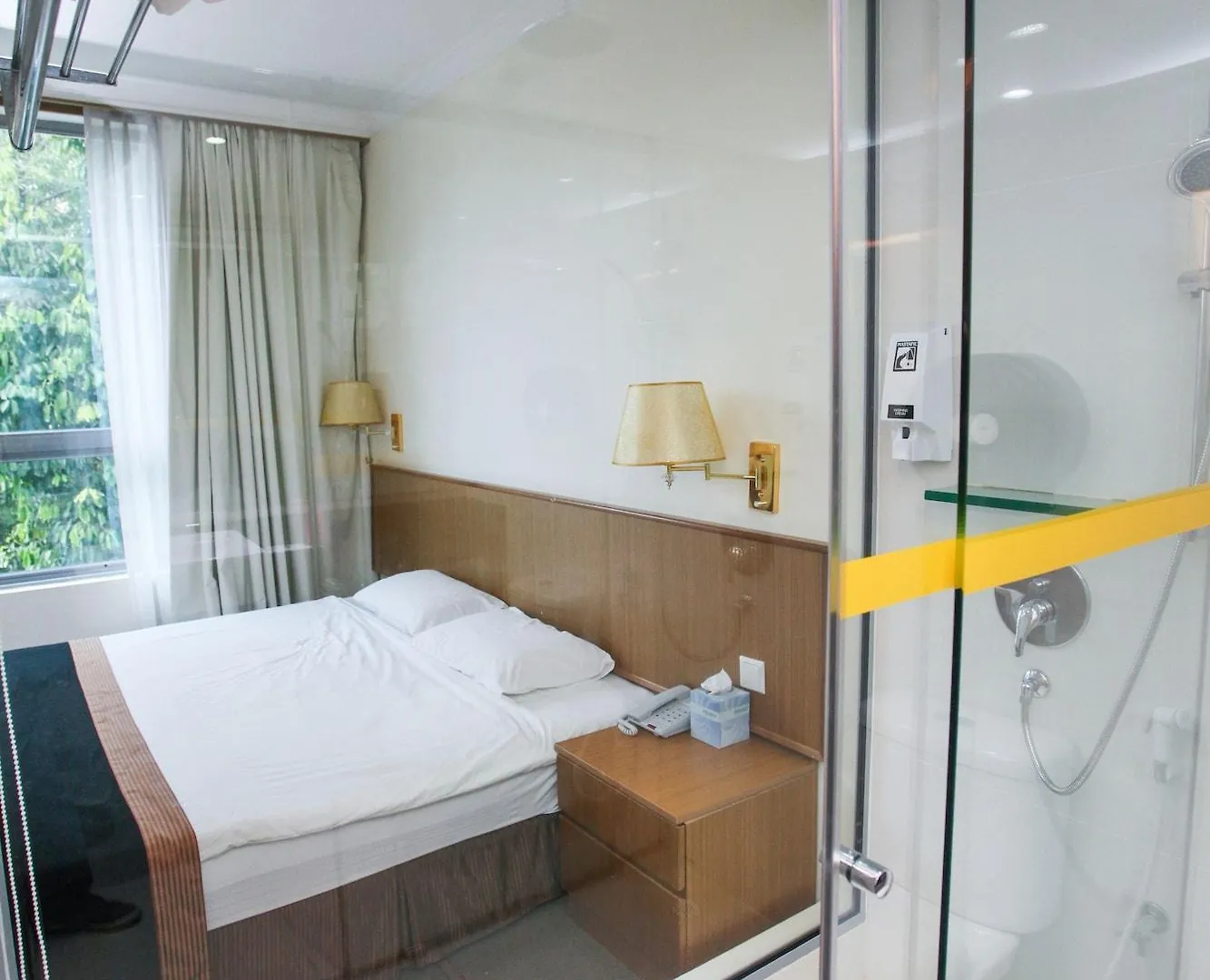New Cape Inn Singapore Hotel