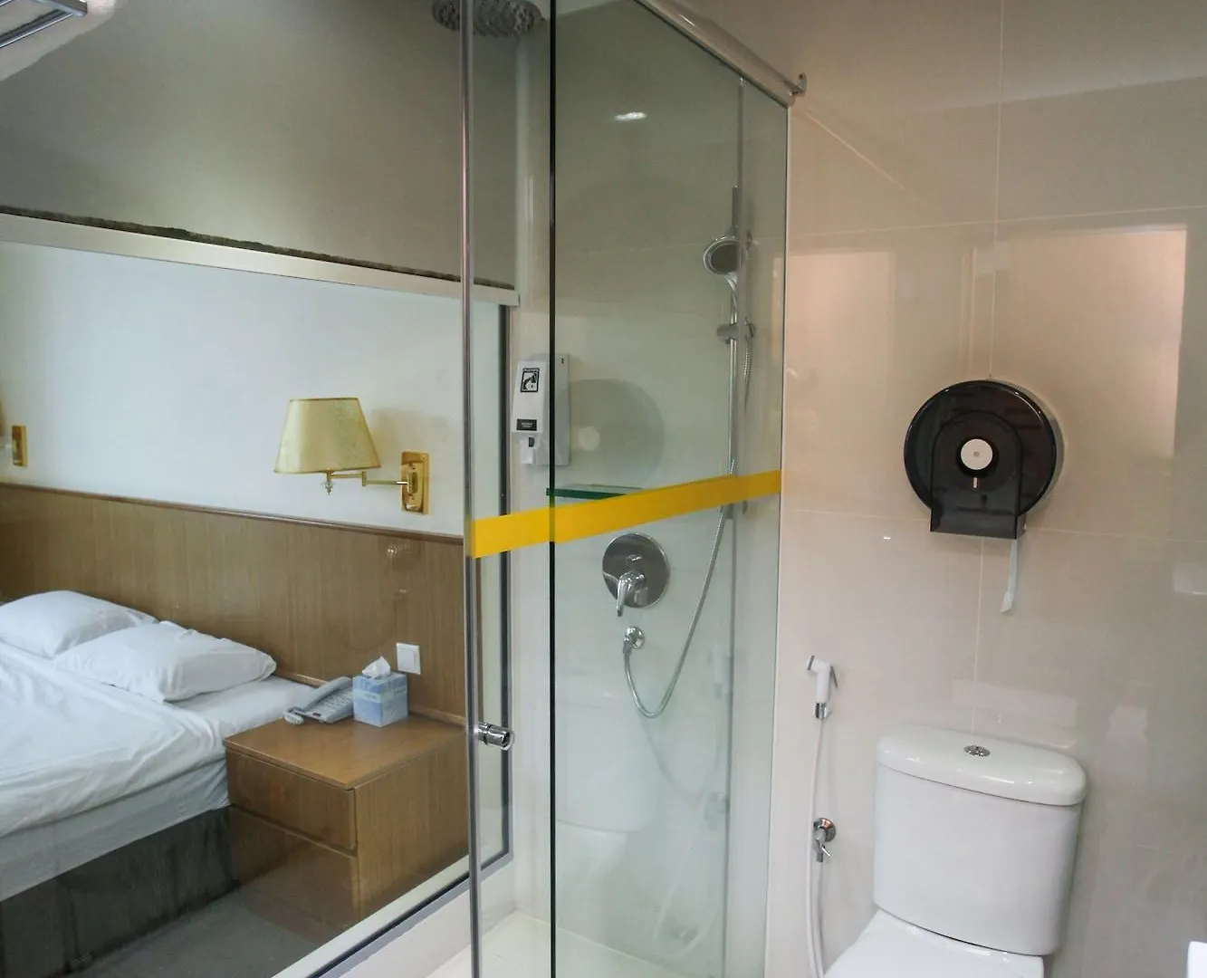 New Cape Inn Singapore 3*,
